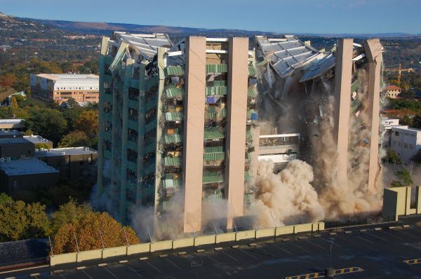 Building Removal in Milton