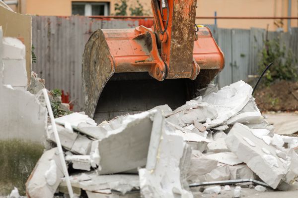 Concrete Deconstruction in Milton